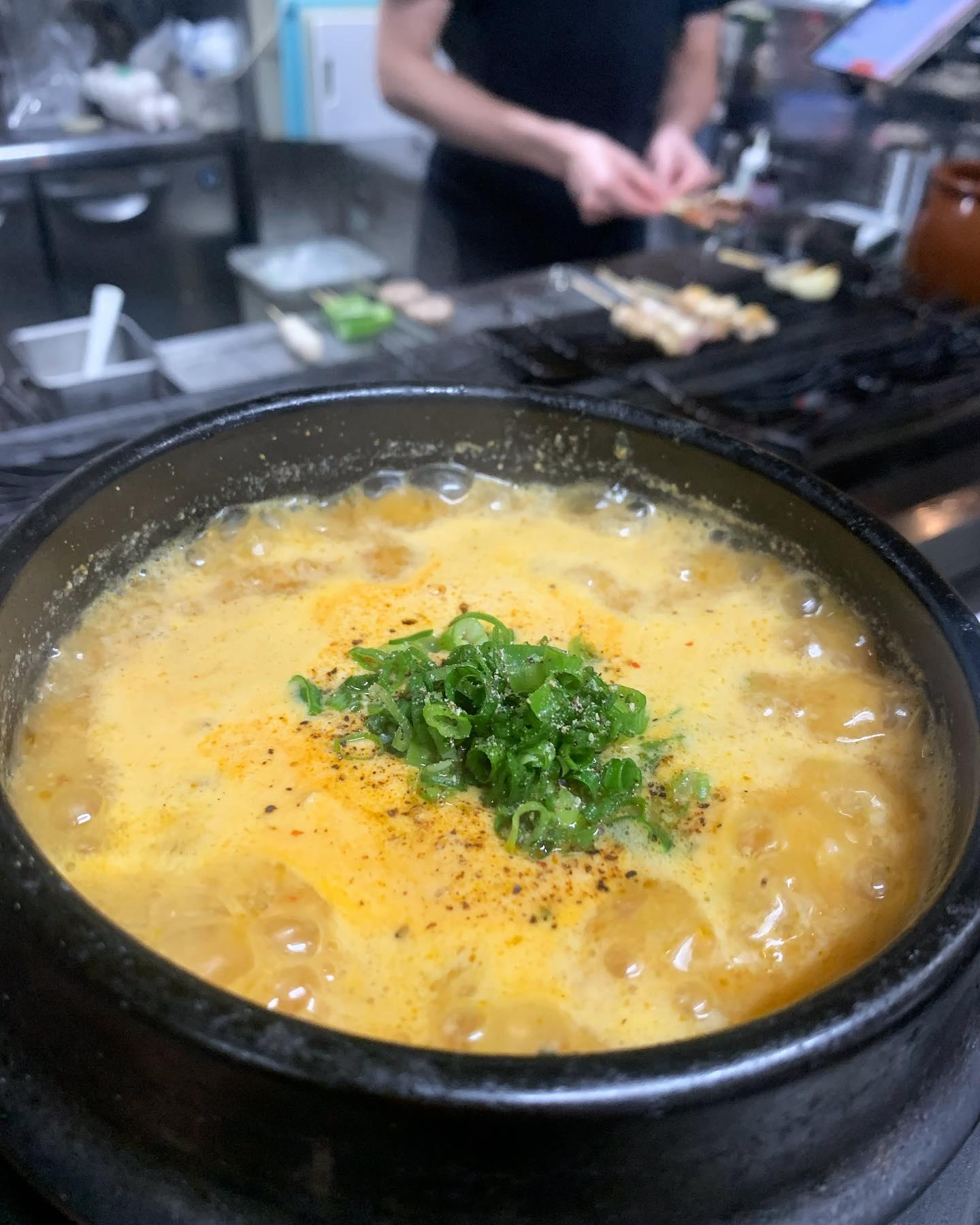 【居酒屋×日曜日営業】〆のご飯まで美味しい鶏料理と焼き鳥を食べるなら!