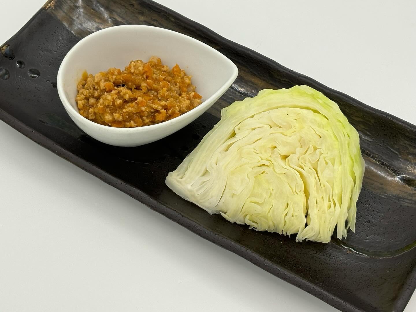 【表参道×居酒屋】会社の仲間と飲み放題コースがおすすめ! 新メニュー『肉味噌キャベツ